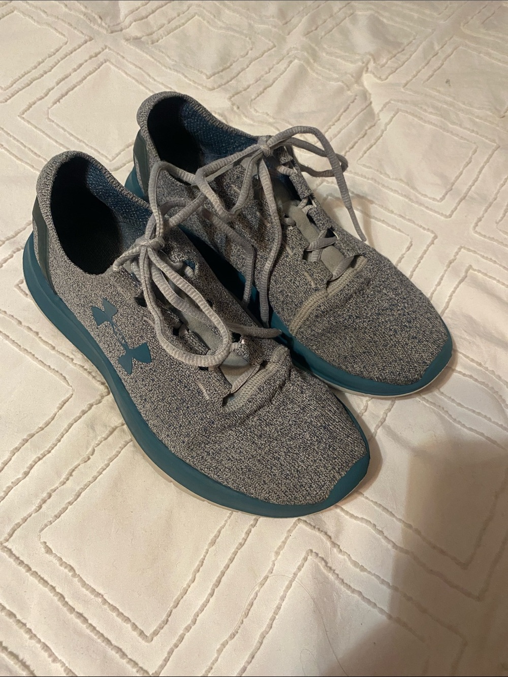 Under Armour Gray Knit Running Shoes with Teal Outsole